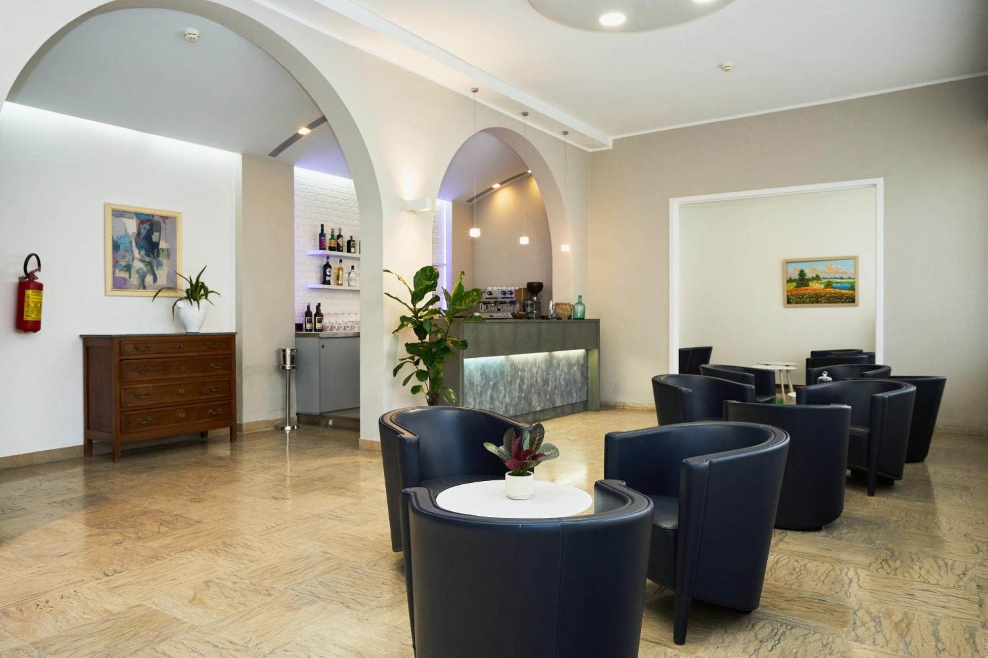 Hotel Jolanda بيلاريا-إيجيا مارينا المظهر الخارجي الصورة