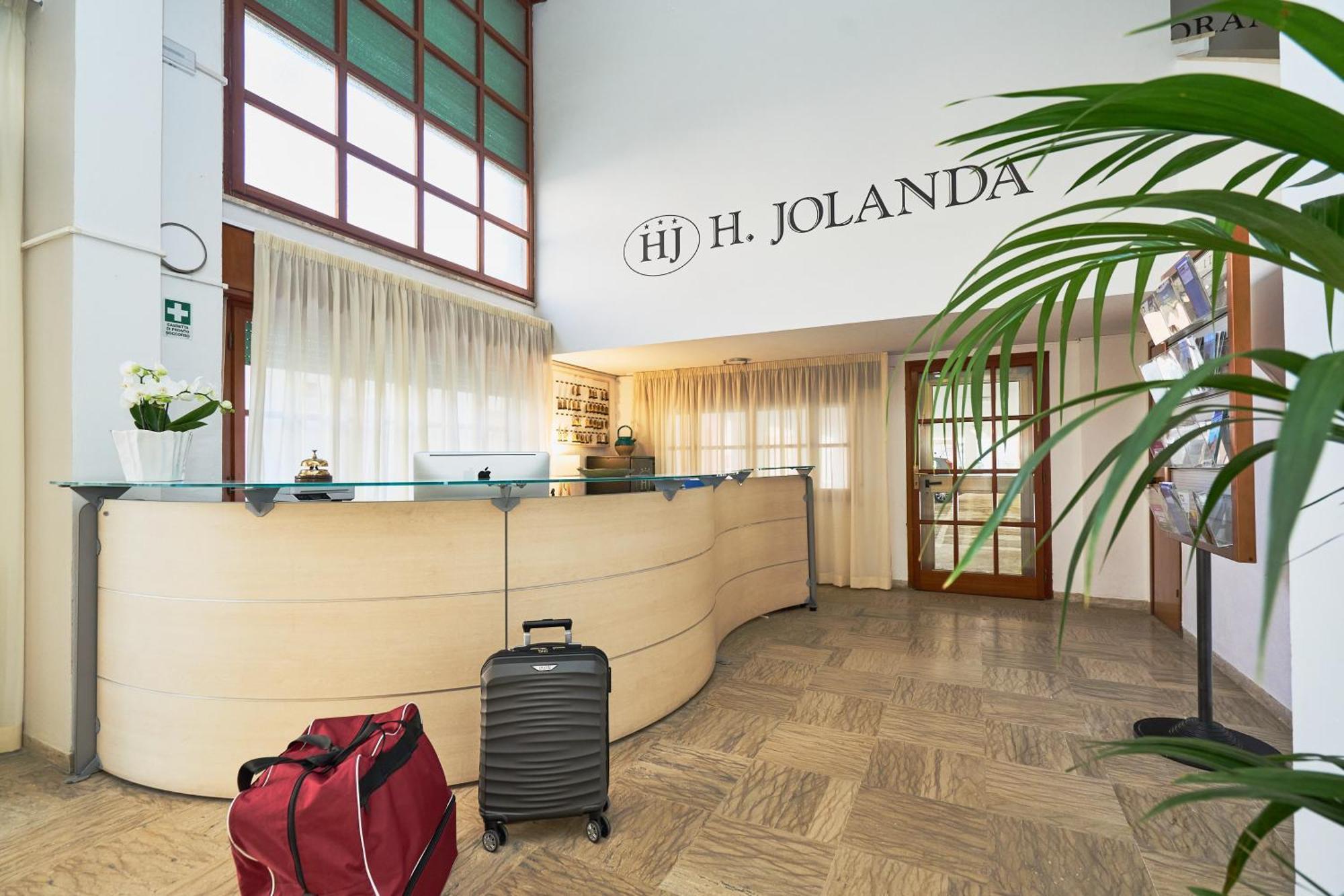 Hotel Jolanda بيلاريا-إيجيا مارينا المظهر الخارجي الصورة