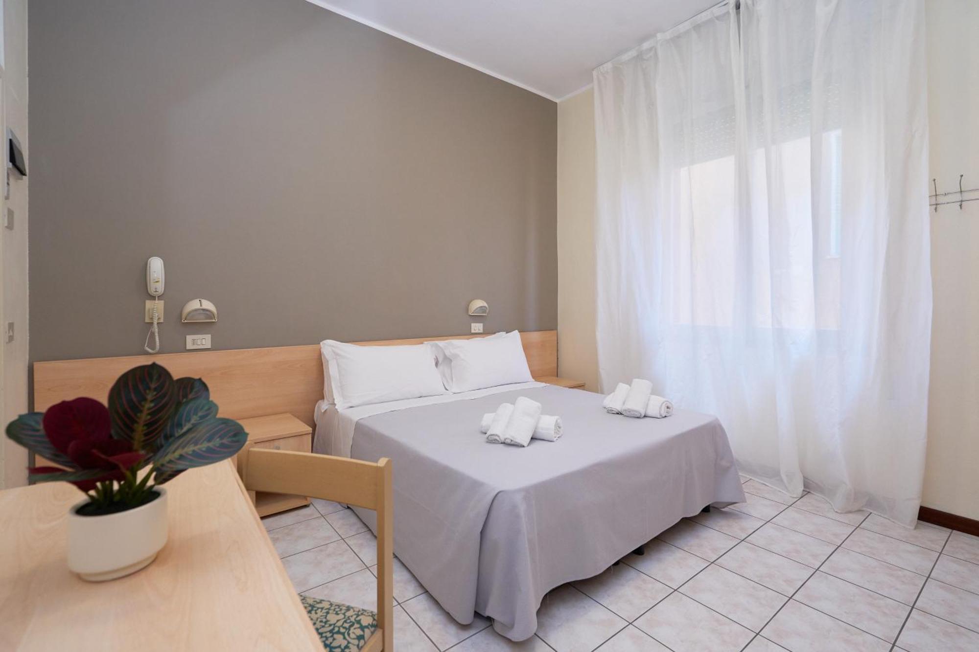 Hotel Jolanda بيلاريا-إيجيا مارينا المظهر الخارجي الصورة